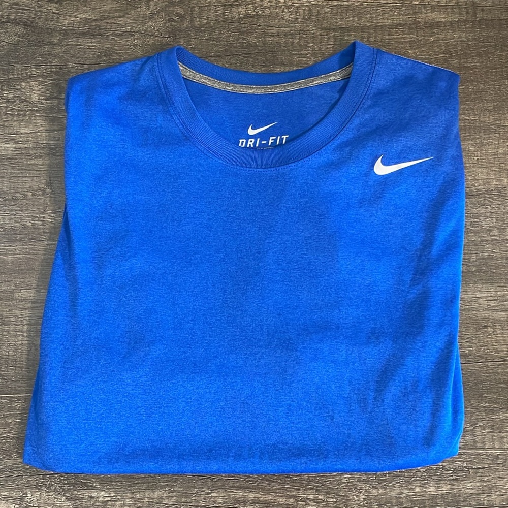 Nike Dri-Fit Short slevee shirt
